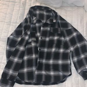 Women’s black and white plaid flannel
